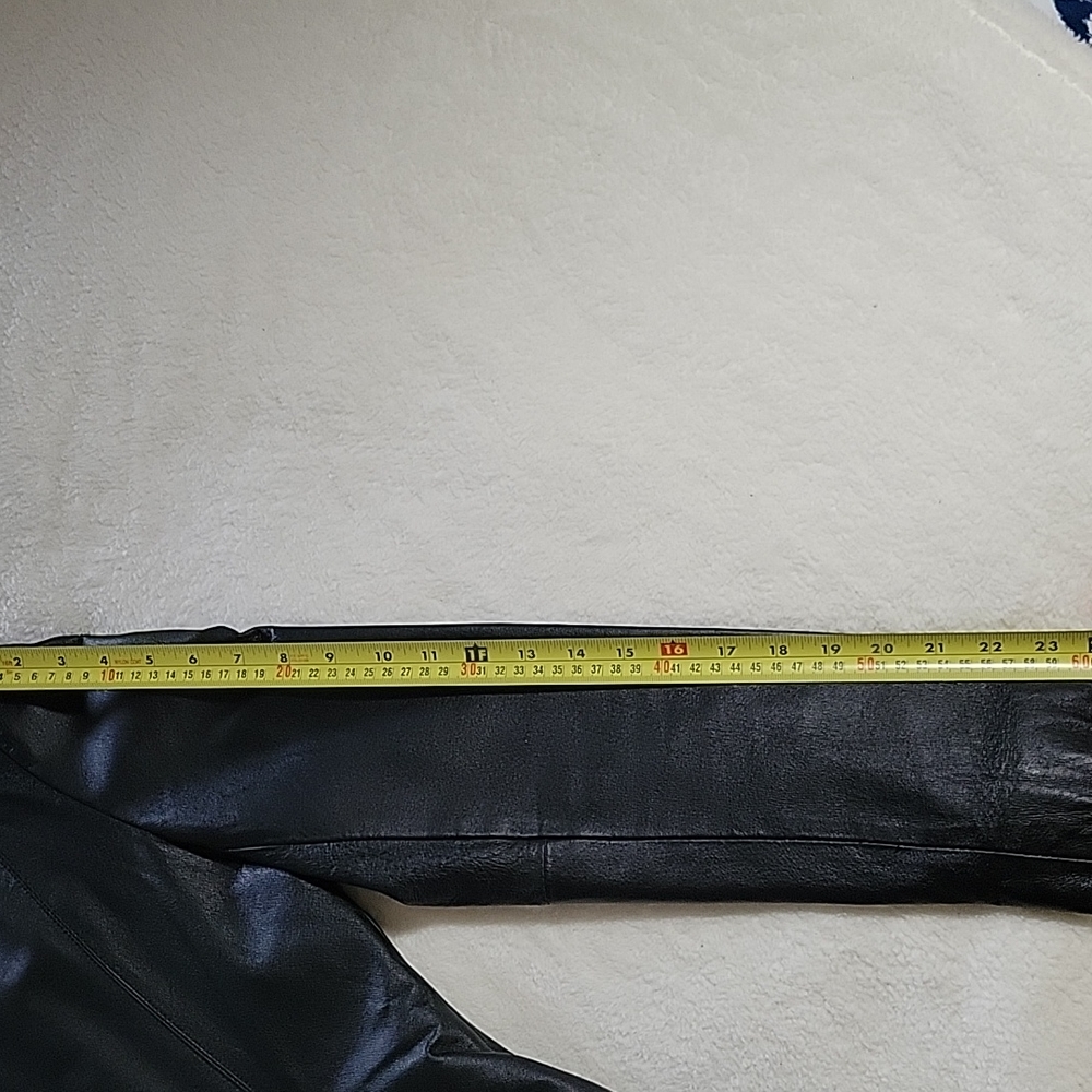 VINTAGE GENUINE LEATHER JACKET - Picture 13 of 16